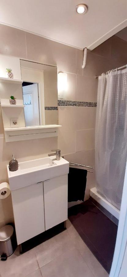 Appartement Avec Terrasse Tolone Esterno foto