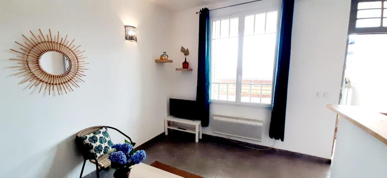 Appartement Avec Terrasse Tolone Esterno foto